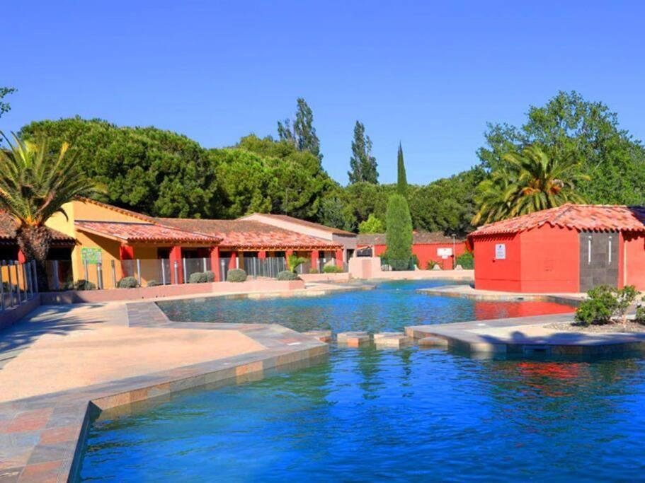 Appartement Residence Vacances Amandier Arles Exterior foto